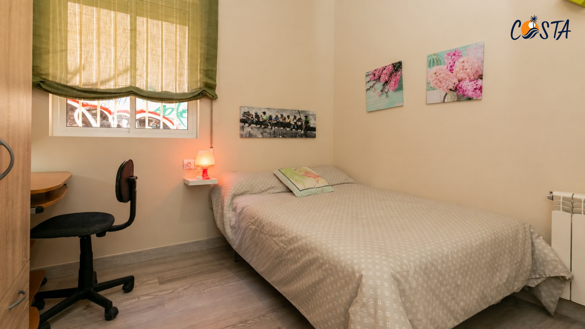 Habitación privada en Calle Trabuco, Granada