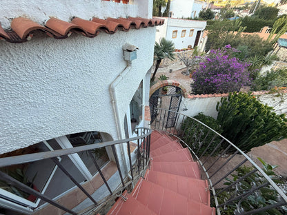 House with garden and terrace near the Port of Calpe