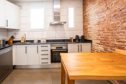 Great 3-bedroom apartment near Sagrada Familia, Barcelona