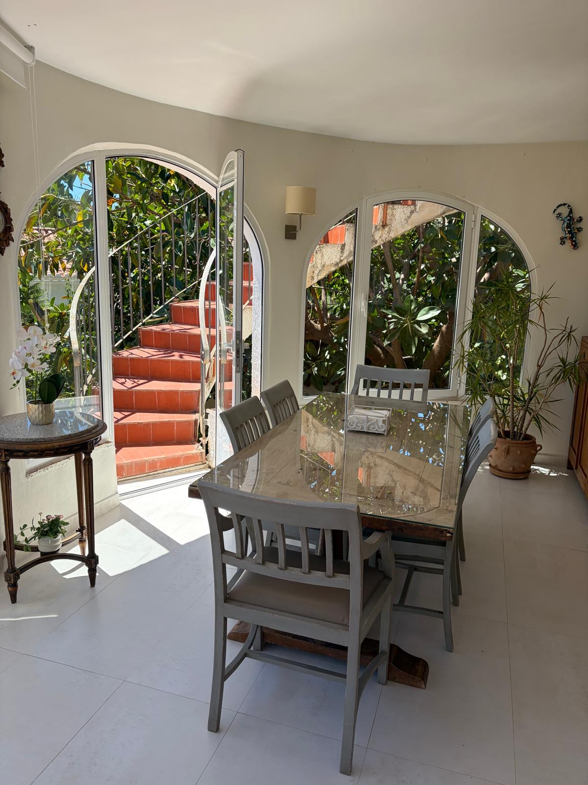 House with garden and terrace near the Port of Calpe