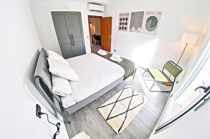Elegante y contemporáneo con terraza y balcón, Madrid