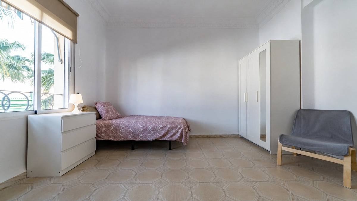 Habitación privada en Calle Islas Canarias, Valencia