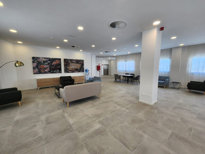 Estupendo apartamento nuevo y bien ubicado,  Madrid
