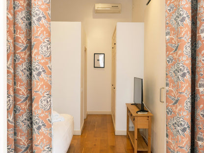 3-bedroom designer apartment with terrace, Barcelona