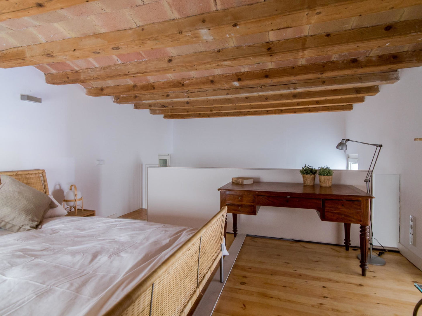 3-bedroom designer apartment with terrace, Barcelona