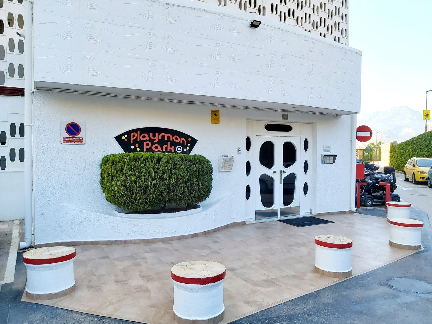 Apartment with sea view, garden, swimming pool, Benidorm