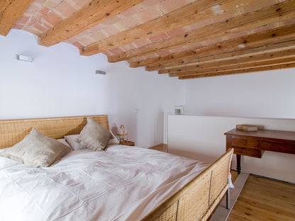 3-bedroom designer apartment with terrace, Barcelona