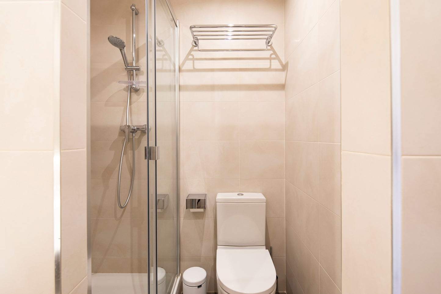 Newly renovated apartment, bright, trendy neighborhood, Barcelona