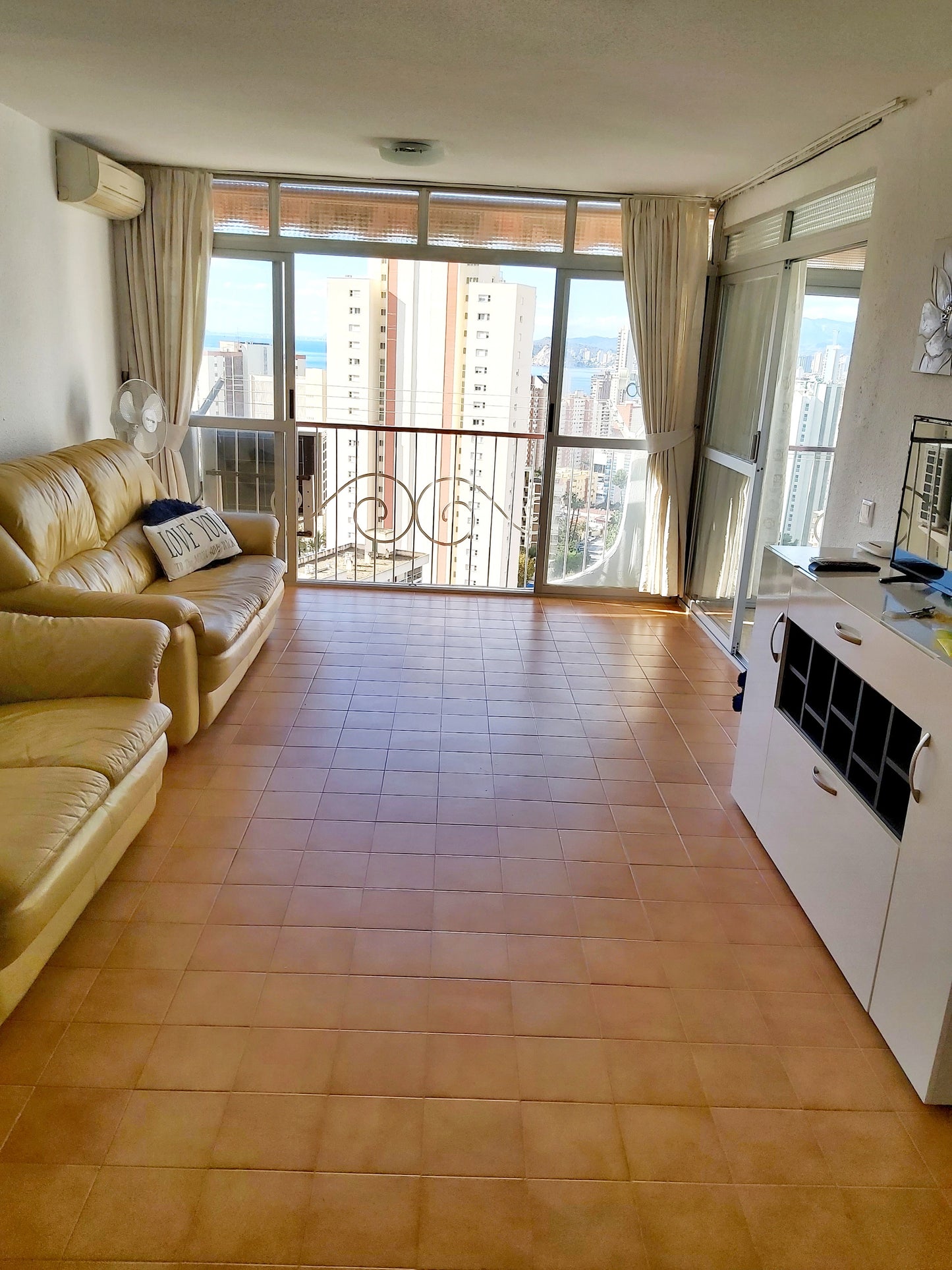 Apartment with sea view, garden, swimming pool, Benidorm