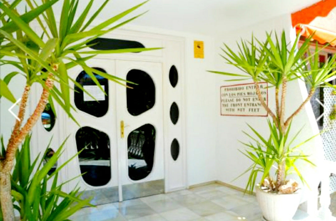 Apartment with sea view, garden, swimming pool, Benidorm