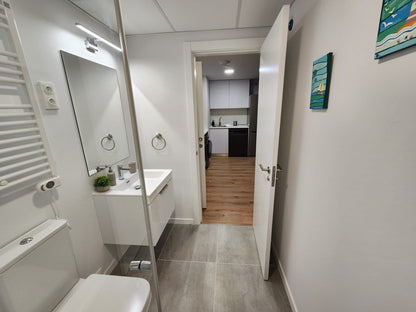 Estupendo apartamento nuevo y bien ubicado,  Madrid