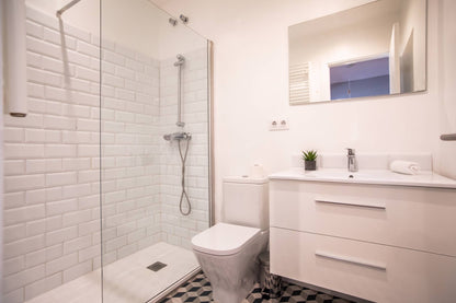 Wonderful 2-bedroom apartment near Sagrada Familia, Barcelona