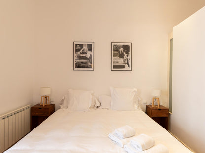 3-bedroom designer apartment with terrace, Barcelona