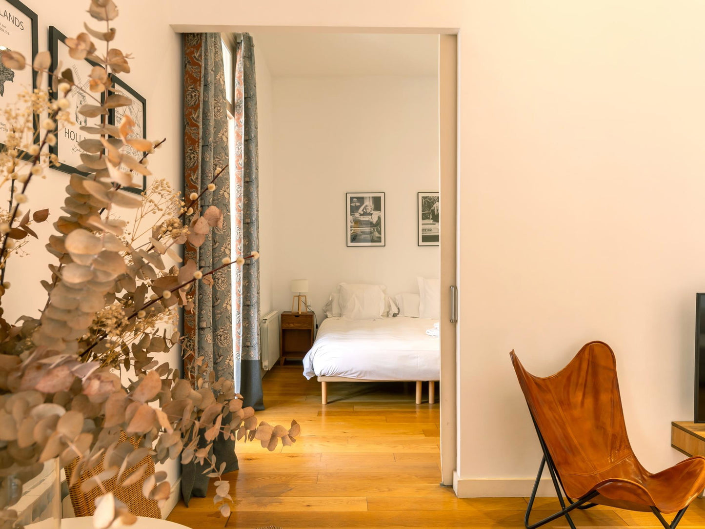 3-bedroom designer apartment with terrace, Barcelona