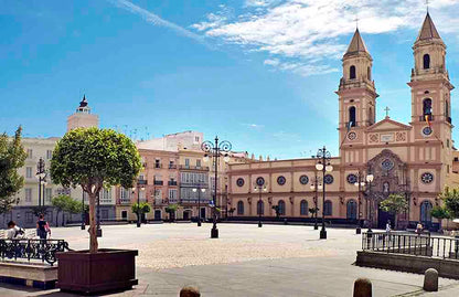 Apartamento nuevo en finca tipo casa palacio, Cádiz