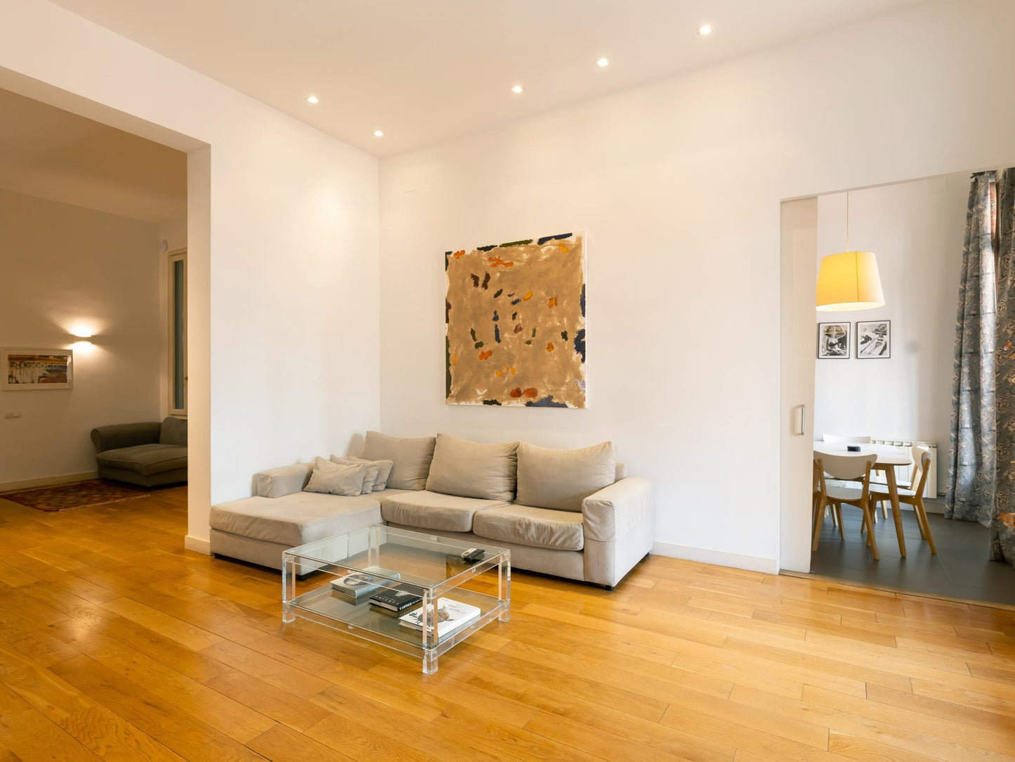 3-bedroom designer apartment with terrace, Barcelona