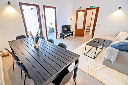 Elegante y contemporáneo con terraza y balcón, Madrid