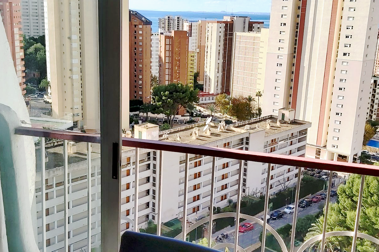 Apartment with sea view, garden, swimming pool, Benidorm