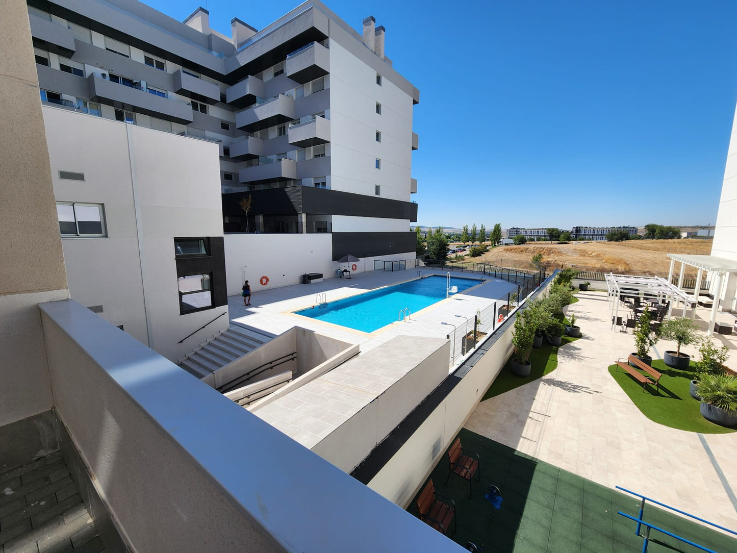 Estupendo apartamento nuevo y bien ubicado,  Madrid