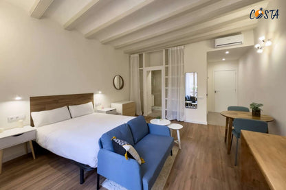 Estudio en el Raval, Barcelona