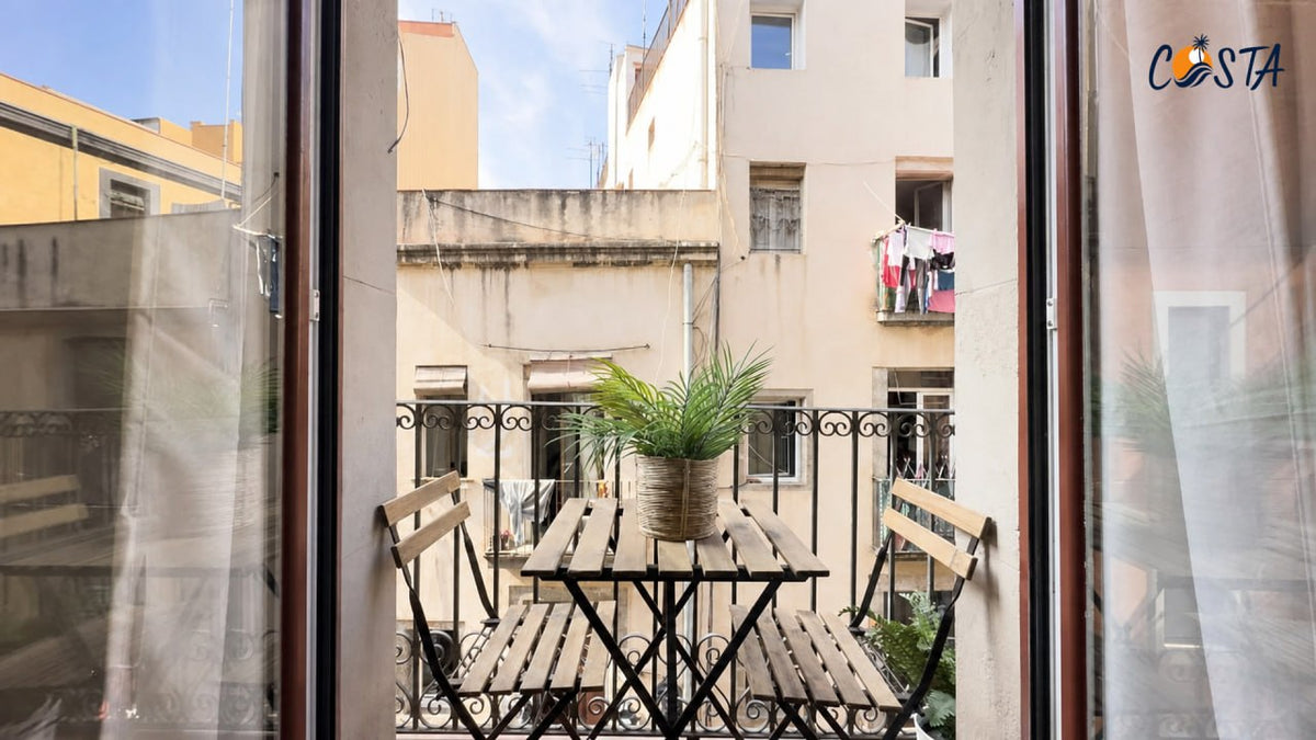 Estudio en el Raval, Barcelona
